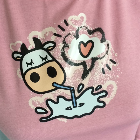 ๐ Pink cow heart crop top - Picture 2 of 4